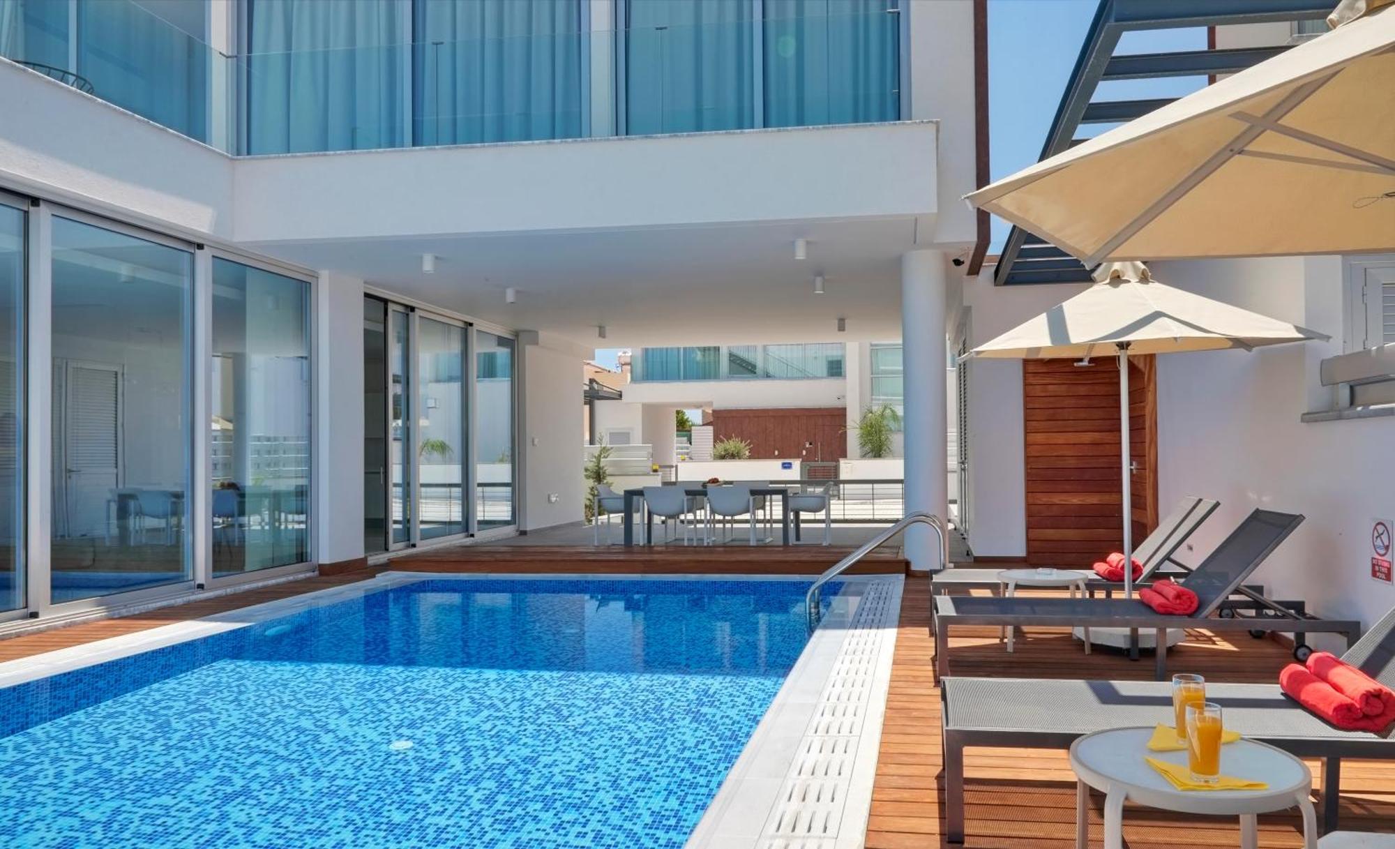 Seaview Luxury Villa Jacuzzi & Pool! 2 Min Beach Protaras Exterior photo
