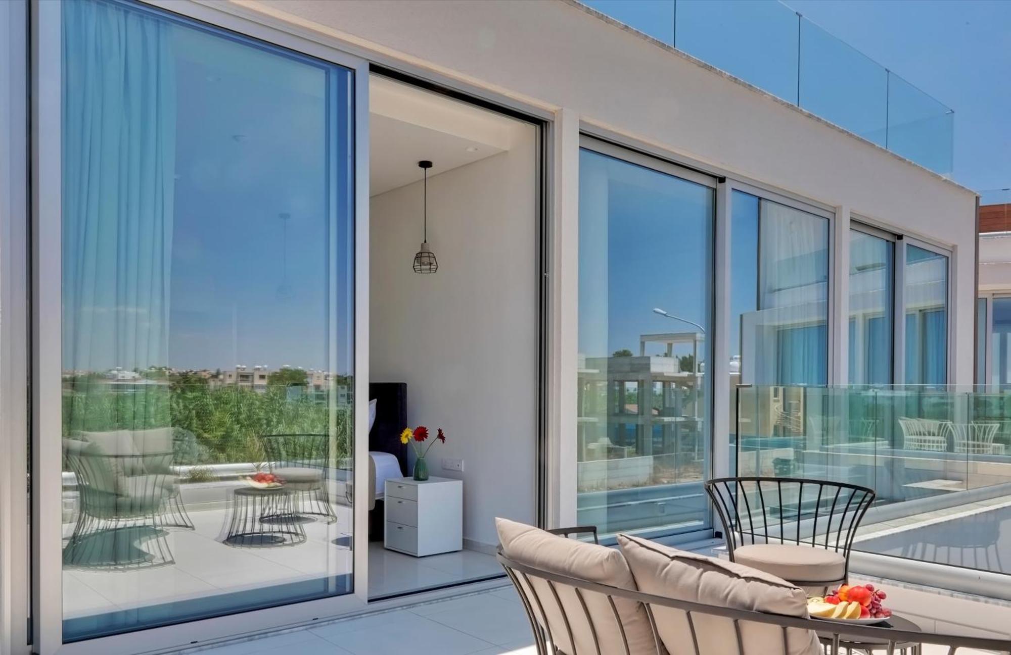 Seaview Luxury Villa Jacuzzi & Pool! 2 Min Beach Protaras Exterior photo